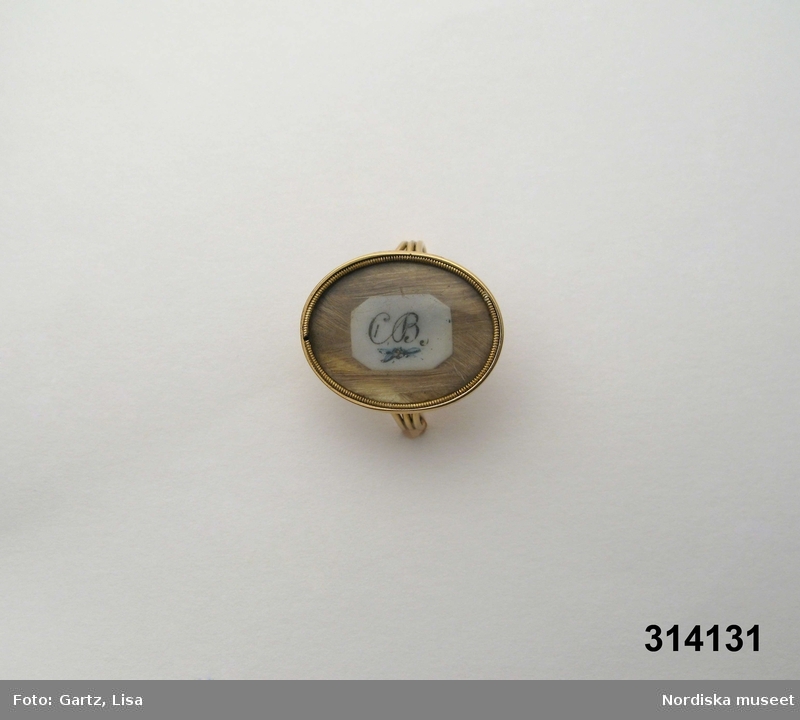 Ring