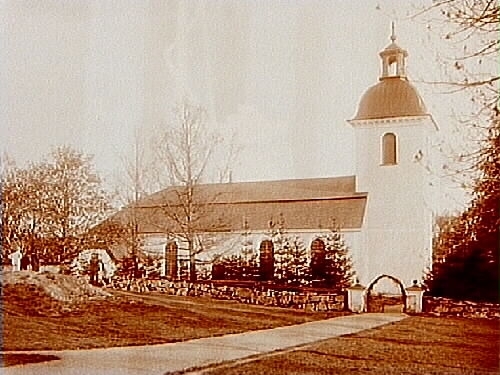 Lillkyrka kyrka, kyrkobyggnad. Beställningsnr. LA100. Örebro läns